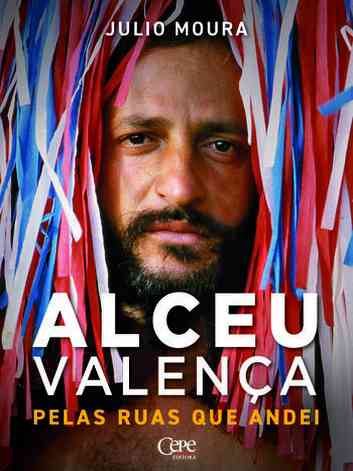 Foto de Alceu Valena na capa do livro Pelas ruas que andei