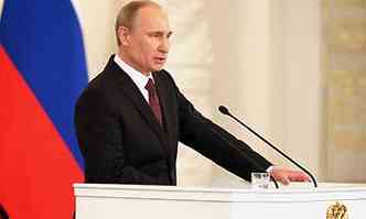 Vladimir Putin no Parlamento russo(foto: AFP Photo/Sergei Ilnitsky)