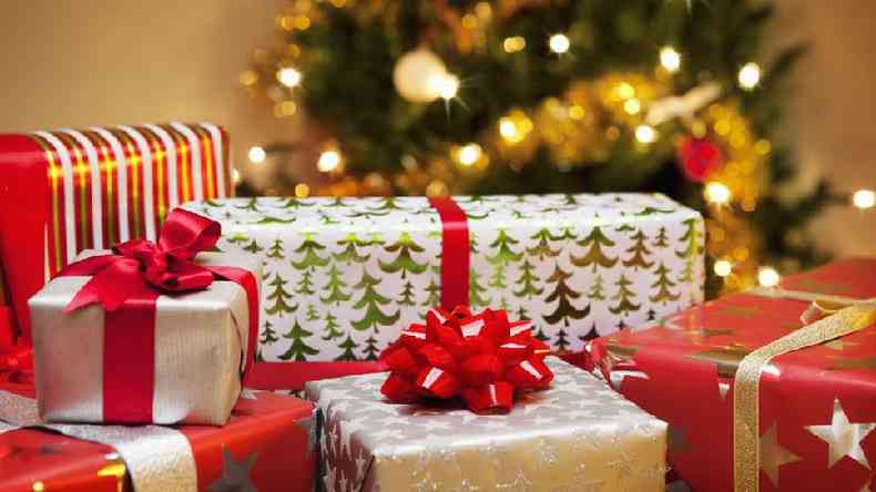 Empresrios e especialistas alertam para a escassez de produtos e aumento de preos no Natal por conta da crise do transporte martimo