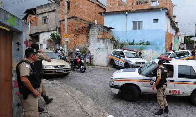 Desde 6 de janeiro, gangues disputam poder no aglomerado da Serra(foto: Euler Junior/EM DA Press)
