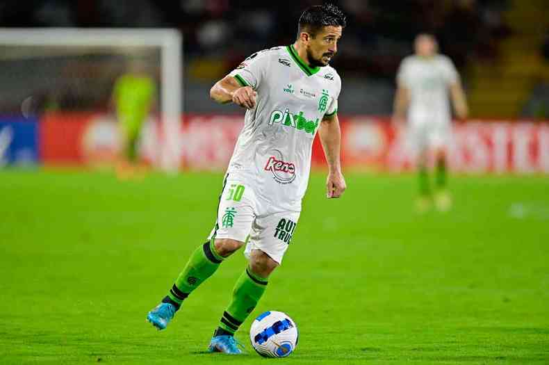 Consagrado no So Paulo e hoje atleta do Amrica, Alosio Boi Bandido  uma das atraes do jogo de hoje no Independncia 