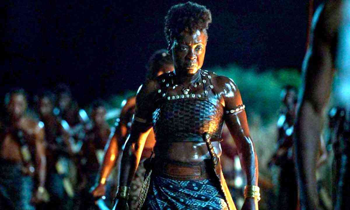 Com Viola Davis, 'A mulher rei' tem pequena participação do Brasil