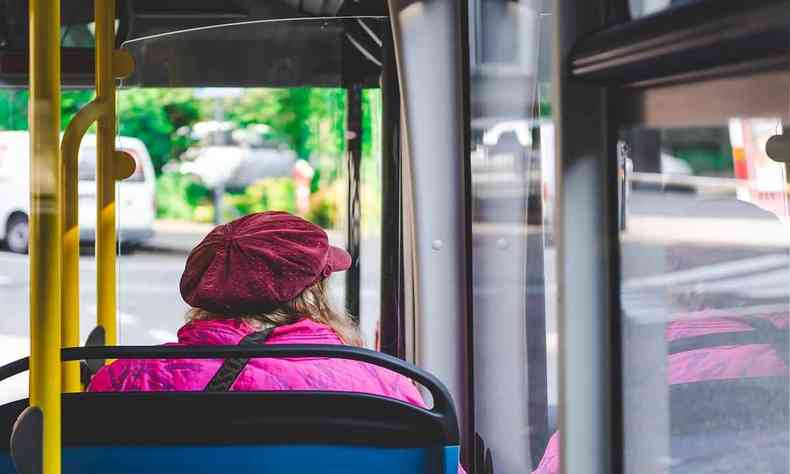 Como chegar até São Carlos Clube de Ônibus?