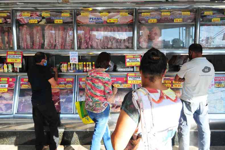 A carne de boi foi um dos produtos da cesta bsica que apresentou maior alta em BH(foto: Gladyston Rodrigues/EM/D.A Press)