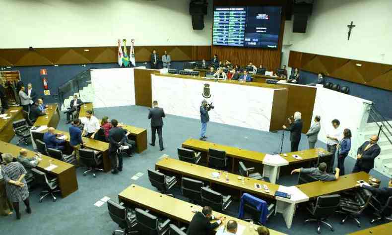 Atualmente, o salrio de um vereador de BH  de R$ 18.402,02(foto: Karoline Barreto/Cmara Municipal de Belo Horizonte)