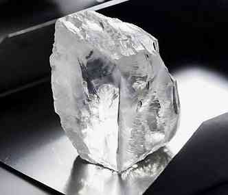 Pedra ainda tem o valor estimado (foto: AFP Photo/Petra Diamonds LTD)