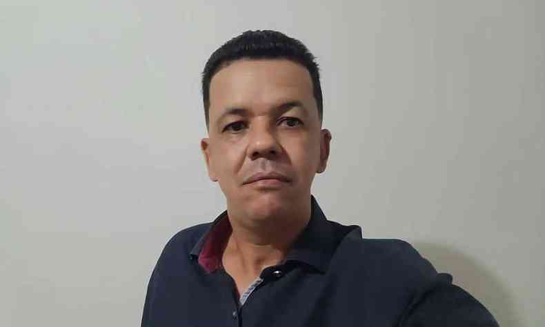 Pastor e lder comunitrio Rodrigo de Moura