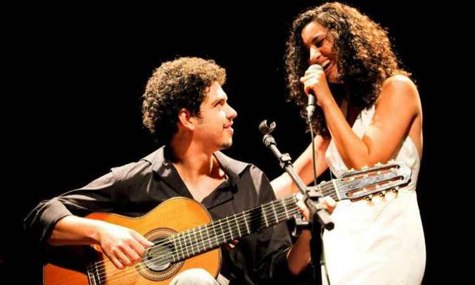 A cantora Aline Calixto gravaria DVD hoje, mas cancelou o evento(foto: Netun Lima/Divulgacao ) A cantora Aline Calixto gravaria DVD hoje, mas cancelou o evento(foto: Netun Lima/Divulgacao )