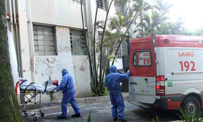 Portaria Ala C da Santa Casa de Belo Horizonte (foto: Jair Amaral/EM/D.A Press)