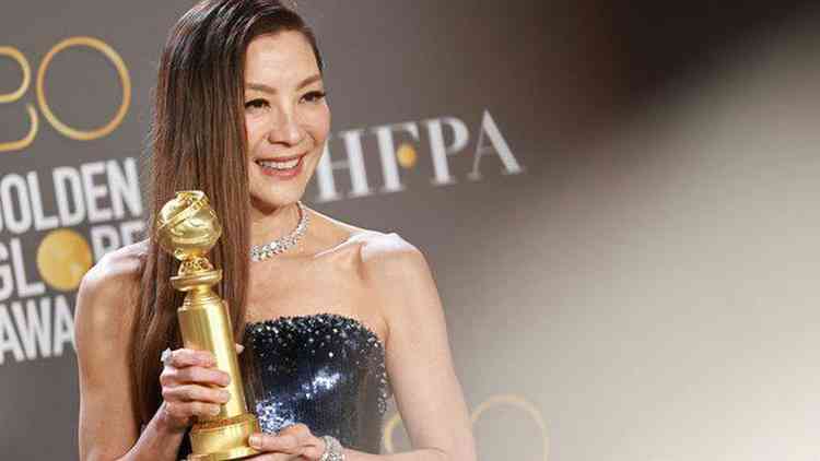 Michelle Yeoh com o prmio