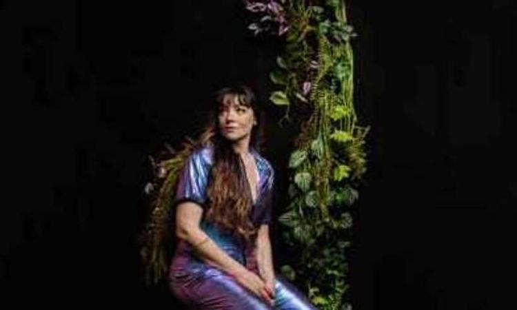 Cantora e compositora beatriz rodarte