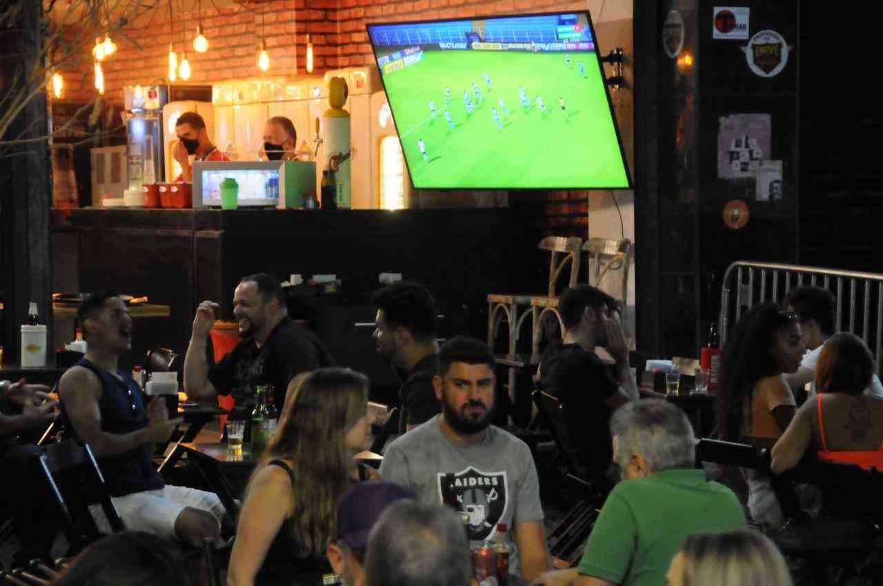 Brasileirão chegando! 11 bares para assistir futebol em BH