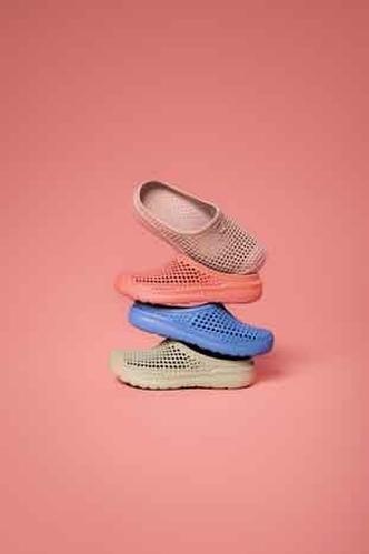 sand�lias com plataforma