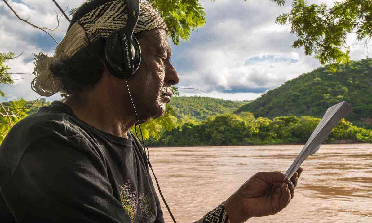 2. AILTON KRENAK: Água e fogo, dia e noite!