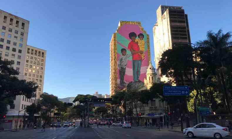 Manh de cu claro em Belo Horizonte nesta tera-feira