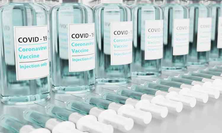 frasco de vacina contra covid

