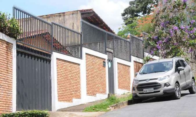 Criminosos afirmaram que idoso reagiu ao assalto(foto: Beto Novaes/EM/DA Press) Criminosos afirmaram que idoso reagiu ao assalto(foto: Beto Novaes/EM/DA Press)