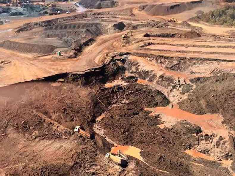 Estouro de barragem em Itabirito matou trs trabalhadores da mineradora Herculano Minerao
