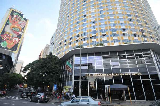 Fachadas do hotel construído no endereço do antigo Bar do Ponto e da Livraria Francisco Alves, espaços na rota de intelectuais mineiros da década de 1920 e candidatos a virar lugares de memória (foto: Alexandre Guzanshe/EM/DA Press) Fachadas do hotel construído no endereço do antigo Bar do Ponto e da Livraria Francisco Alves, espaços na rota de intelectuais mineiros da década de 1920 e candidatos a virar lugares de memória (foto: Alexandre Guzanshe/EM/DA Press)
