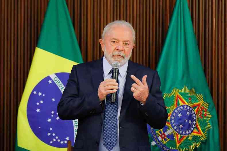 Lula em reunio no Planalto