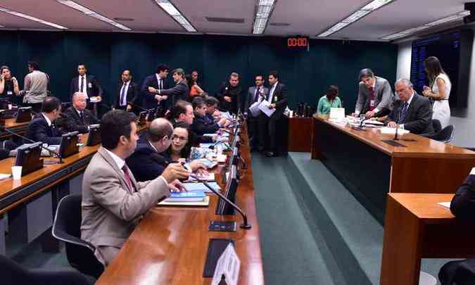 (foto: Zeca Ribeiro / Cmara dos Deputados)