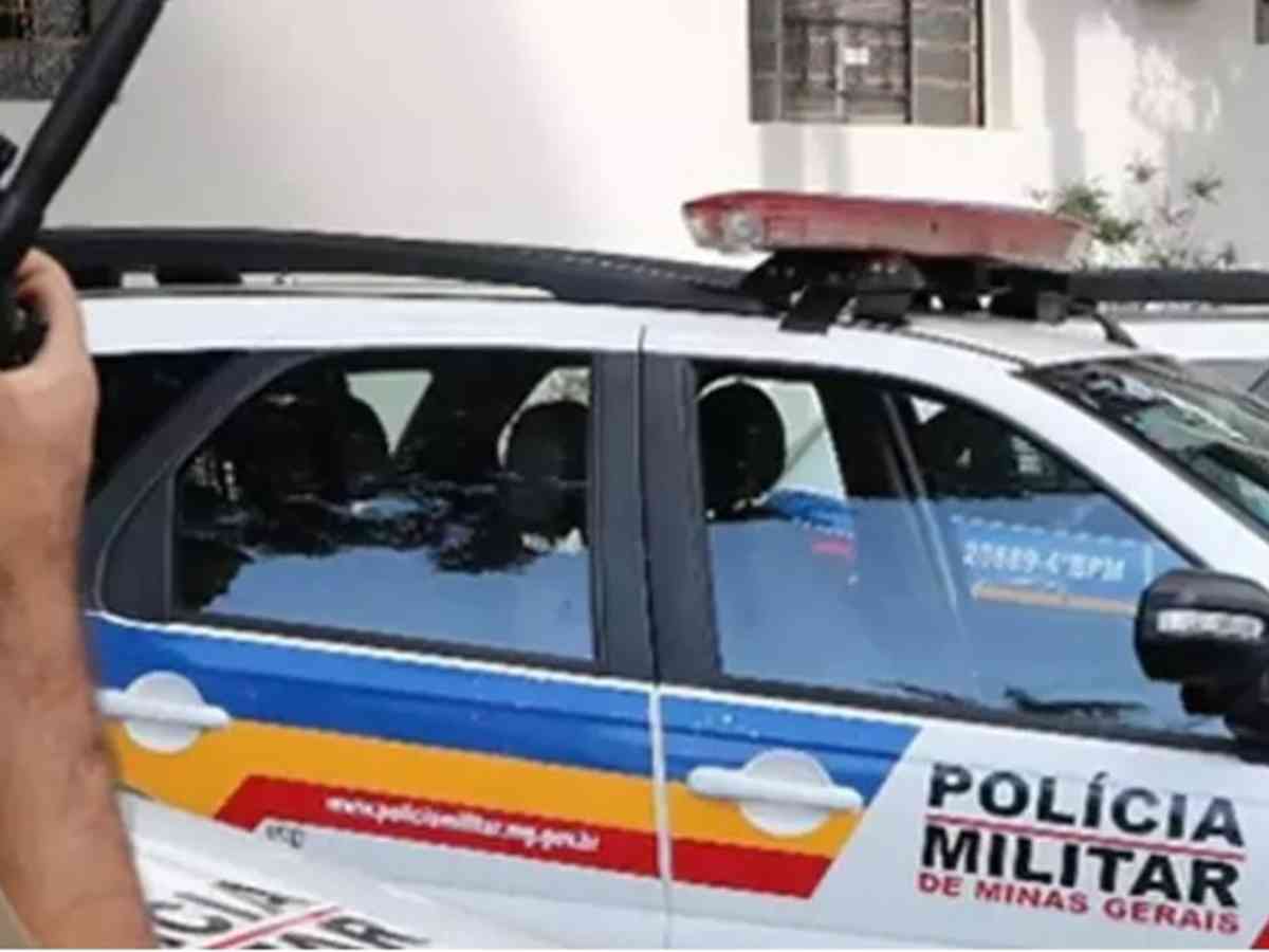 Viajou: homem abusa das drogas e rouba carro na frente da polícia