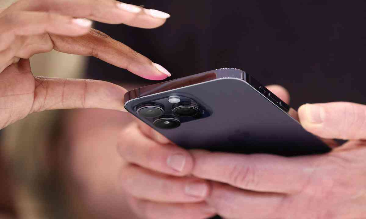 Parceria entre TIM e Apple reduz preço do iPhone em quase 50