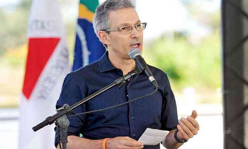 Governador deixou para vetar alteraes na reforma no ltimo dia do prazo para sancionar proposta(foto: Gladyston Rodrigues/EM/D.A PRESS)