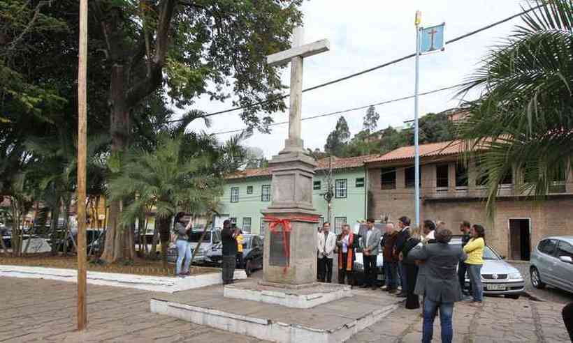 Conceição sofre com abandono da Praça - Jornal A Regiao