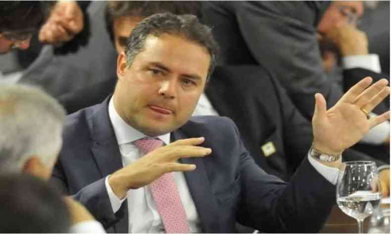 Renan Filho (MDB), governador de Alagoas, recebeu um telefonema de Bolsonaro na terça-feira(foto: Minervino Junior/CB/D.A Press)