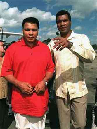 Stevenson e Muhammad Ali se encontram em Havana