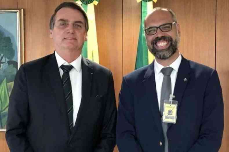 O presidente Jair Bolsonaro (PL) e o blogueiro Allan dos Santos