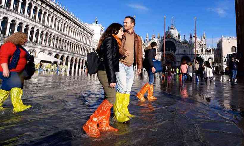 Veneza em estado de alerta por nova maré alta - Mundo - Jornal NH