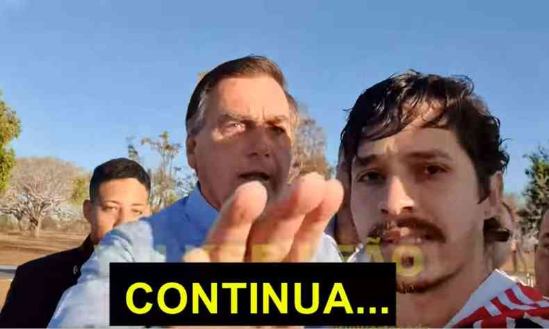 Reproduo de vdeo mostra Bolsonaro tentando tirar o celular da mo de Wilsker