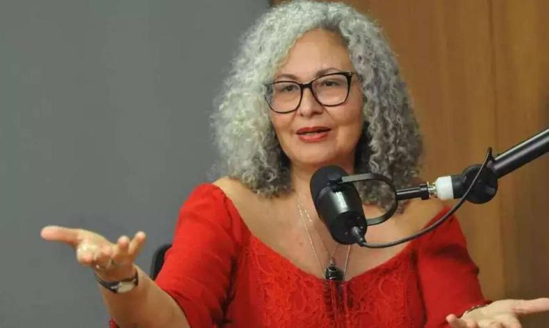 Lorene Figueiredo em entrevista ao EM