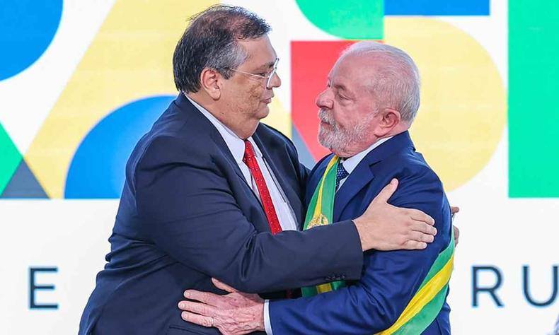 Lula e Flvio Dino