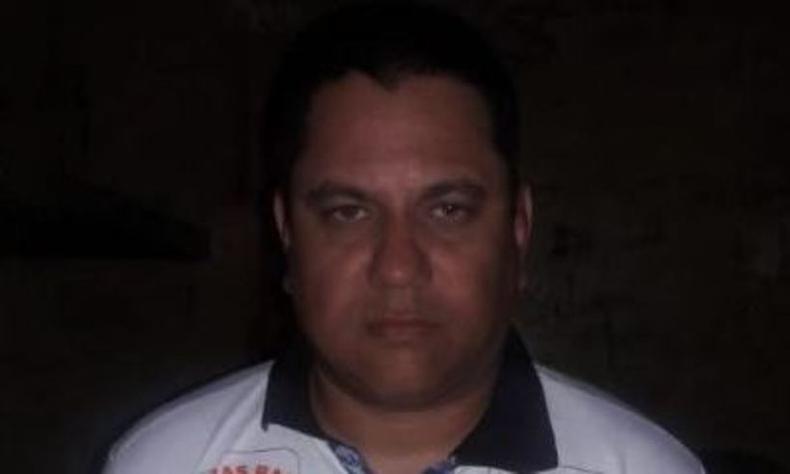 Homem deu golpes que somam R$ 1 milhão usando nome do ex-governador de Minas Gerais(foto: Divulgação/Polícia Civil do Mato Grosso do Sul) Homem deu golpes que somam R$ 1 milhão usando nome do ex-governador de Minas Gerais(foto: Divulgação/Polícia Civil do Mato Grosso do Sul)