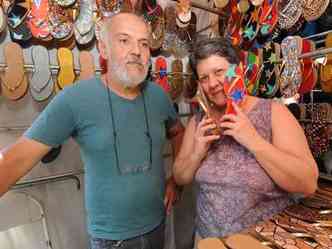Fidolo e Mrcia Cabanilas pararam de produzir chinelos em janeiro (foto: Beto Novaes/EM/D.A Press)