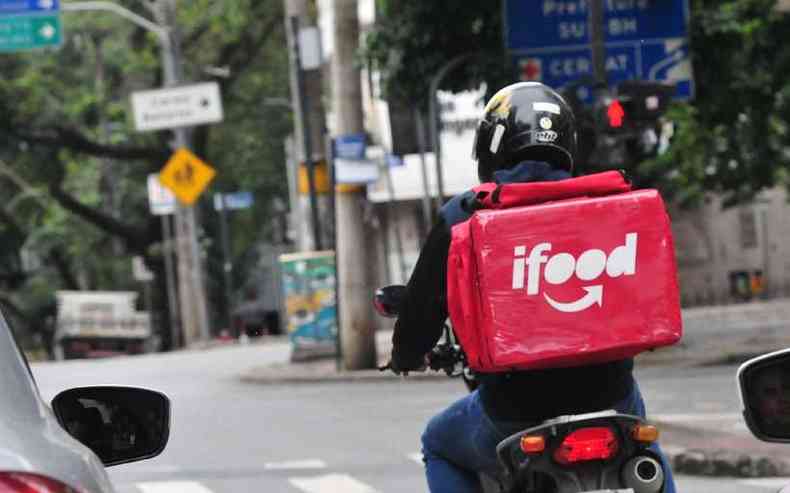 O iFood disse em nota que orienta os clientes a no aceitar cobrana de valores adicionais na entrega