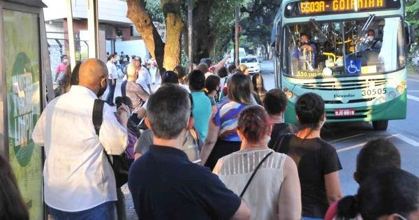 Espera média por transporte público em BH