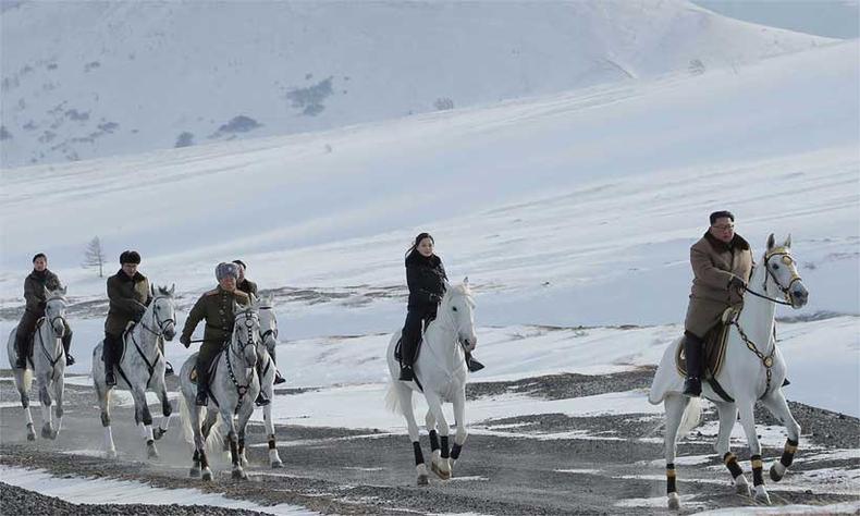 (foto: STR/AFP) (foto: STR/AFP)