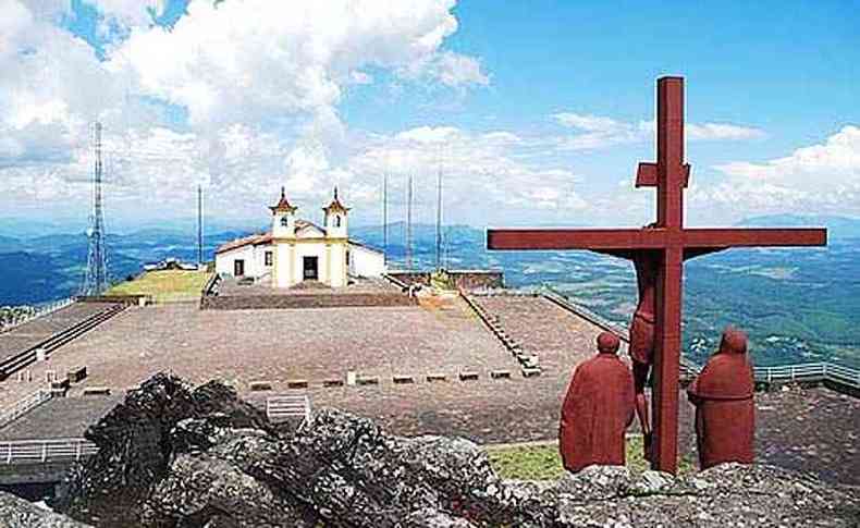 Santurio Estadual Nossa Senhora da Piedade  uma das atraes do trajeto