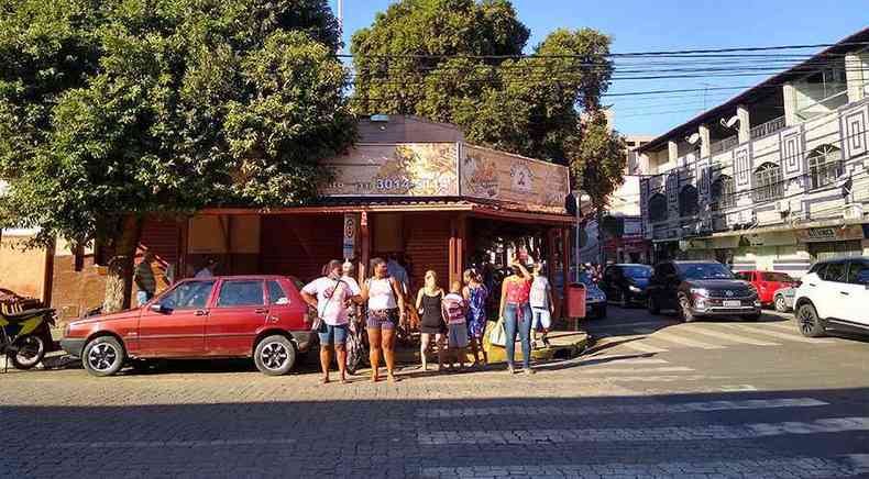 O restaurante de Marconi fica na esquina das ruas Caio Martins e Marechal Deodoro, local bastante movimentado.(foto: Tim Filho)
