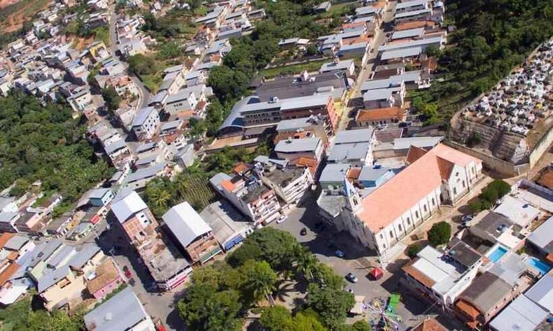 A populao de Coimbra foi acordada, de madrugada, com o barulho da exploso da agncia bancria