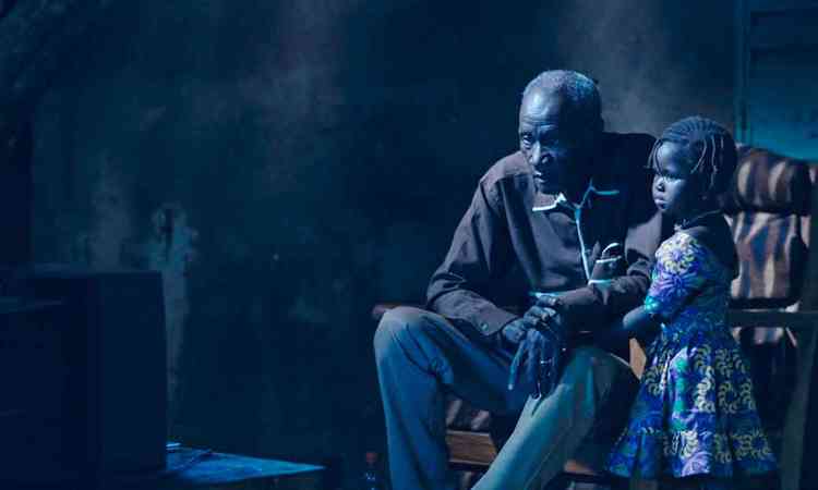 'Le taxi, le cinema et moi', do diretor Salam Zampaligr, relembra a vida e a trajetria de Ousmane Sembne, cineasta de Burkina Faso
