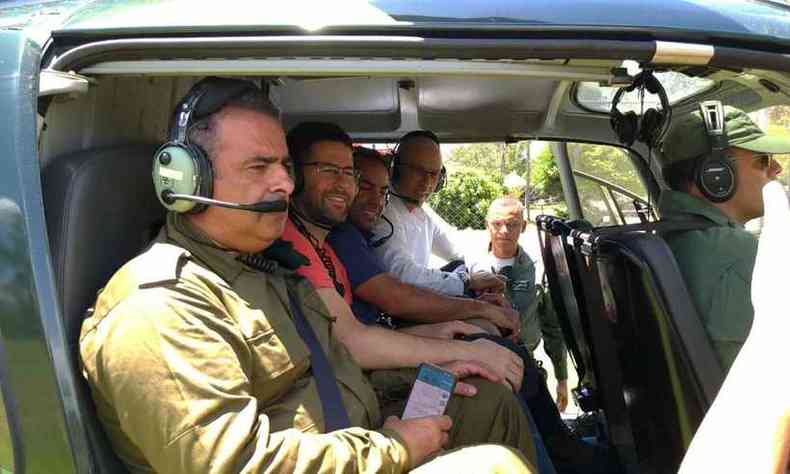 O embaixador de Israel no Brasil, Yossi Shelley, de branco, ao fundo(foto: Mateus Parreiras/EM/D.A Press)