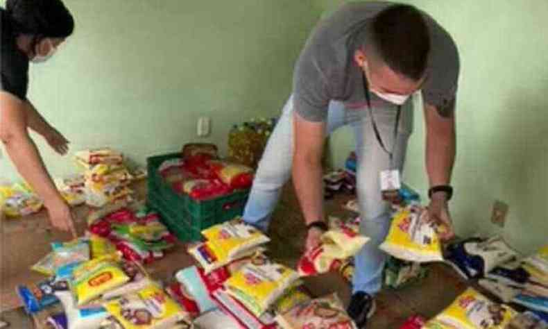 Em dois dias, a ao arrecadou mais de 380 quilos em alimentos no perecveis(foto: Prefeitura de Sete Lagoas/Ascom/Divulgao)