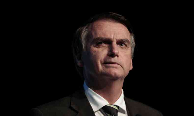 Jair Bolsonaro afirmou que, caso eleito presidente, um tero de seus ministros sero militares(foto: Miguel Schincariol/AFP)