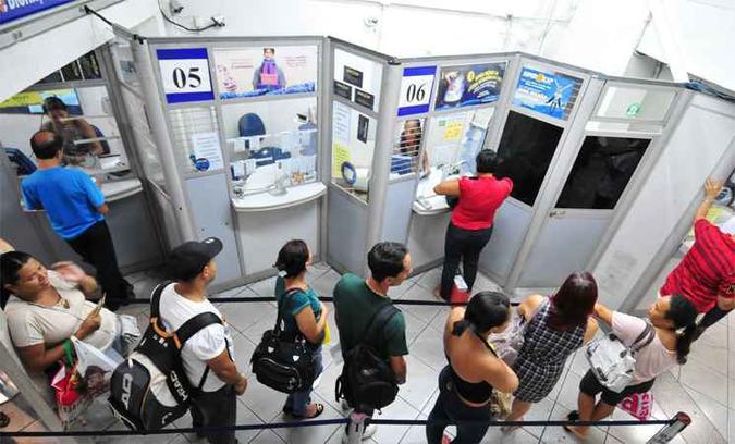 A aposta mínima da Mega, de 6 números, custa R$ 3,50(foto: Alexandre Guzanshe/EM/D.A press) A aposta mínima da Mega, de 6 números, custa R$ 3,50(foto: Alexandre Guzanshe/EM/D.A press)