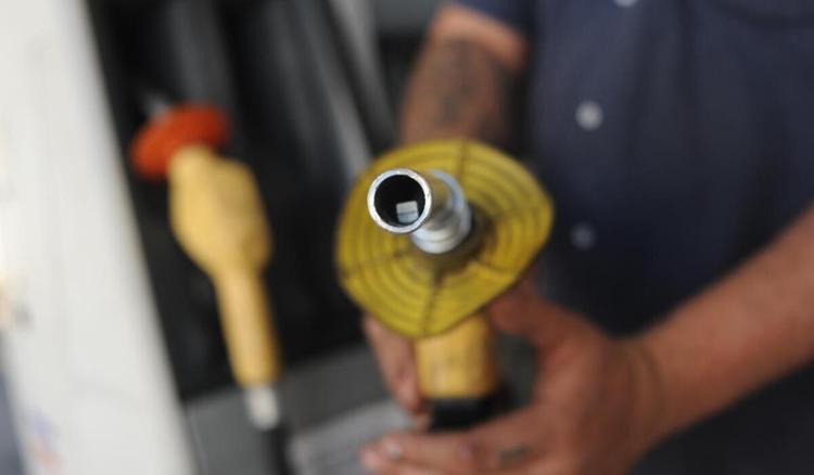 Bomba de posto de gasolina.